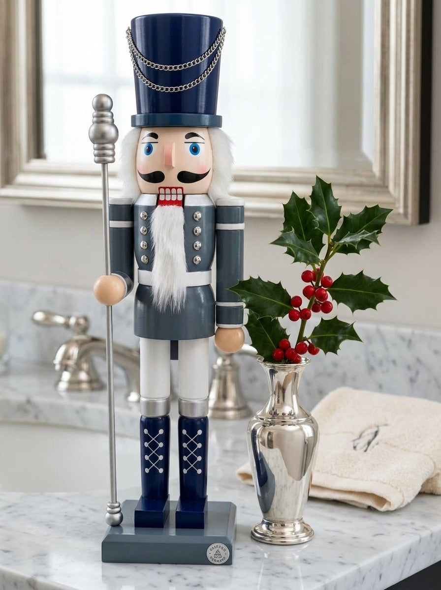 Royal Sentinel Ahşap Fındıkkıran Kurşun Asker - 50 CM
