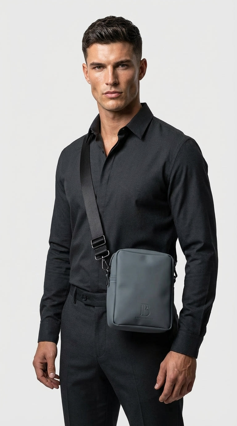 حقيبة كتف جلو أنيقة بلون رمادي رمادي فاتح (Ash)