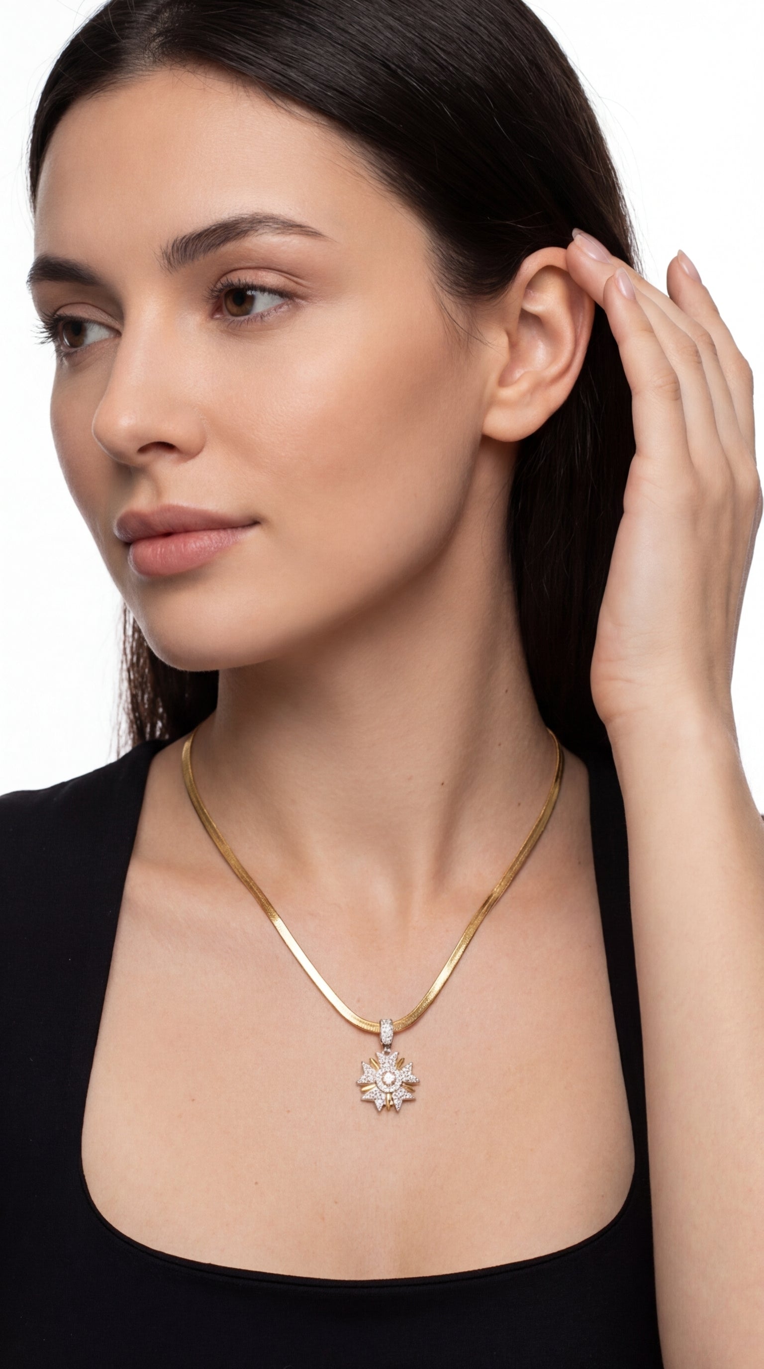 Liora Sunburst Kolye