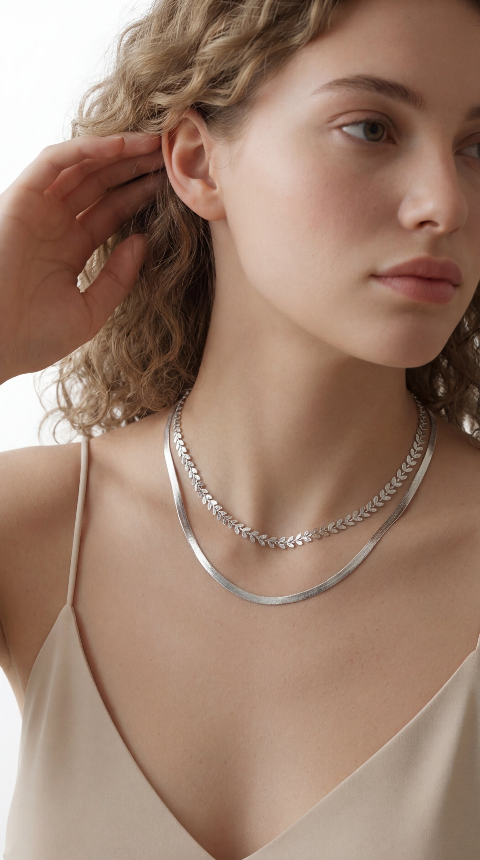 Laurel Link Kolye -Silver Tone