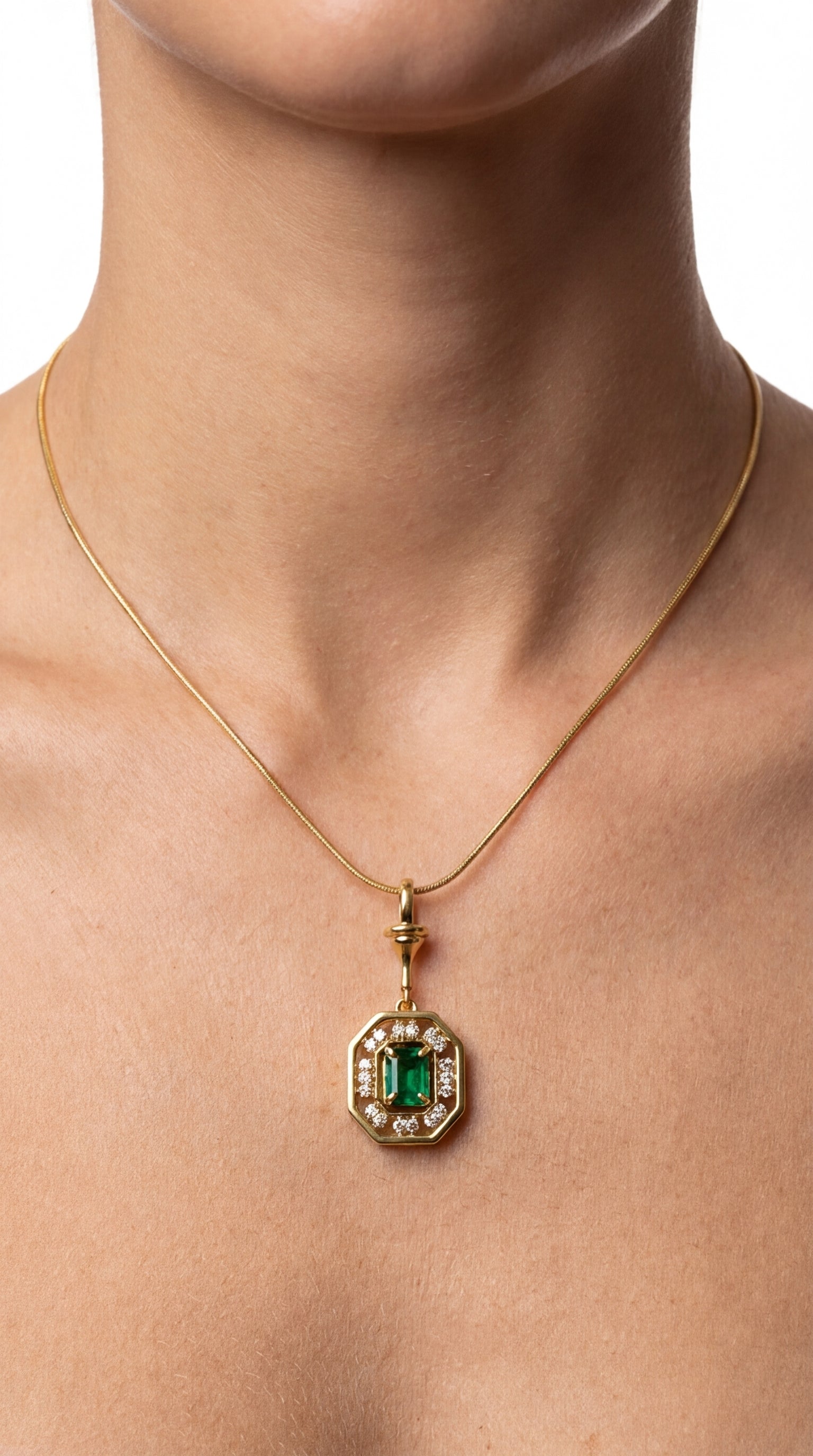 Emerra Classic Kolye