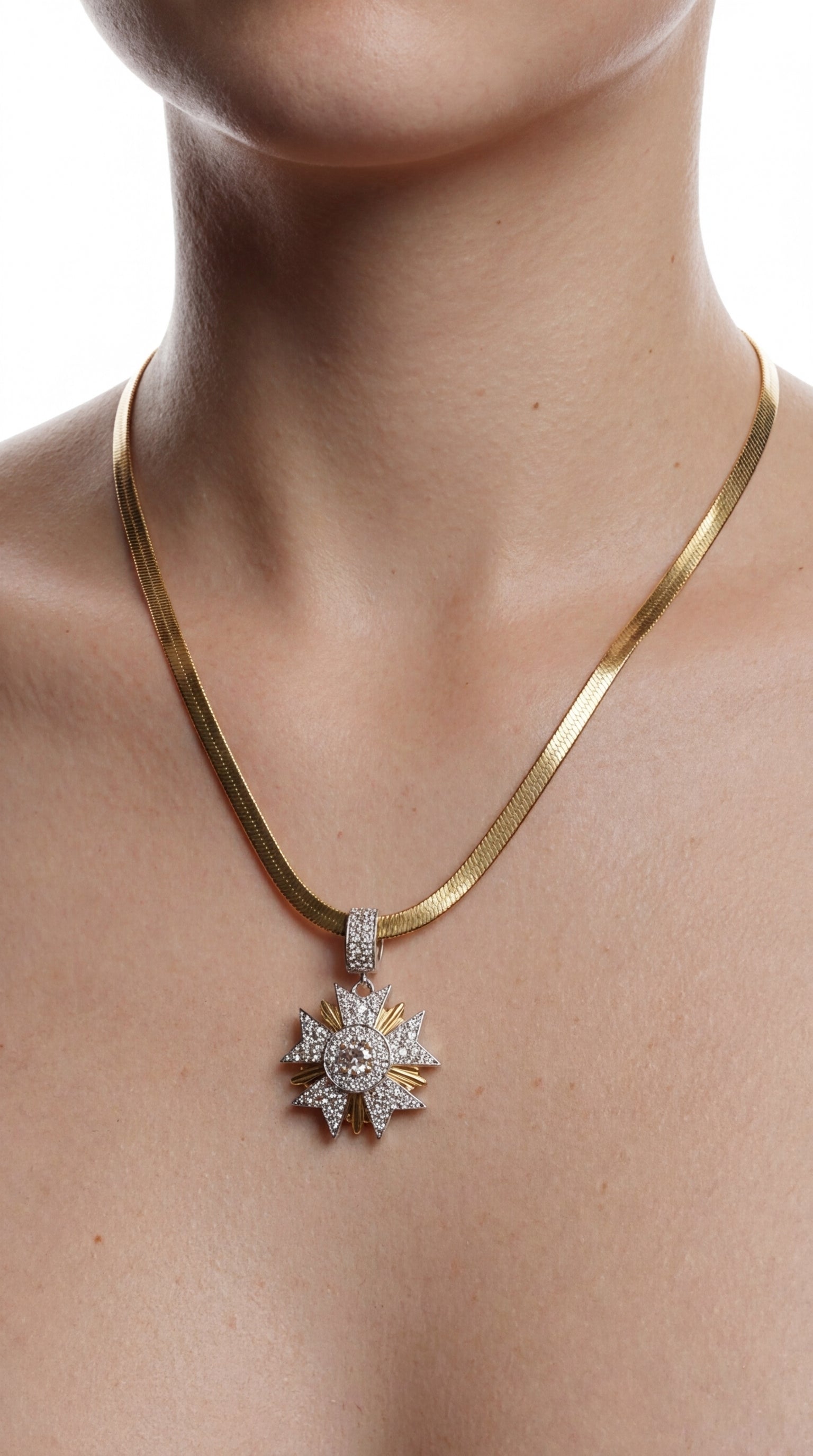 Liora Sunburst Kolye