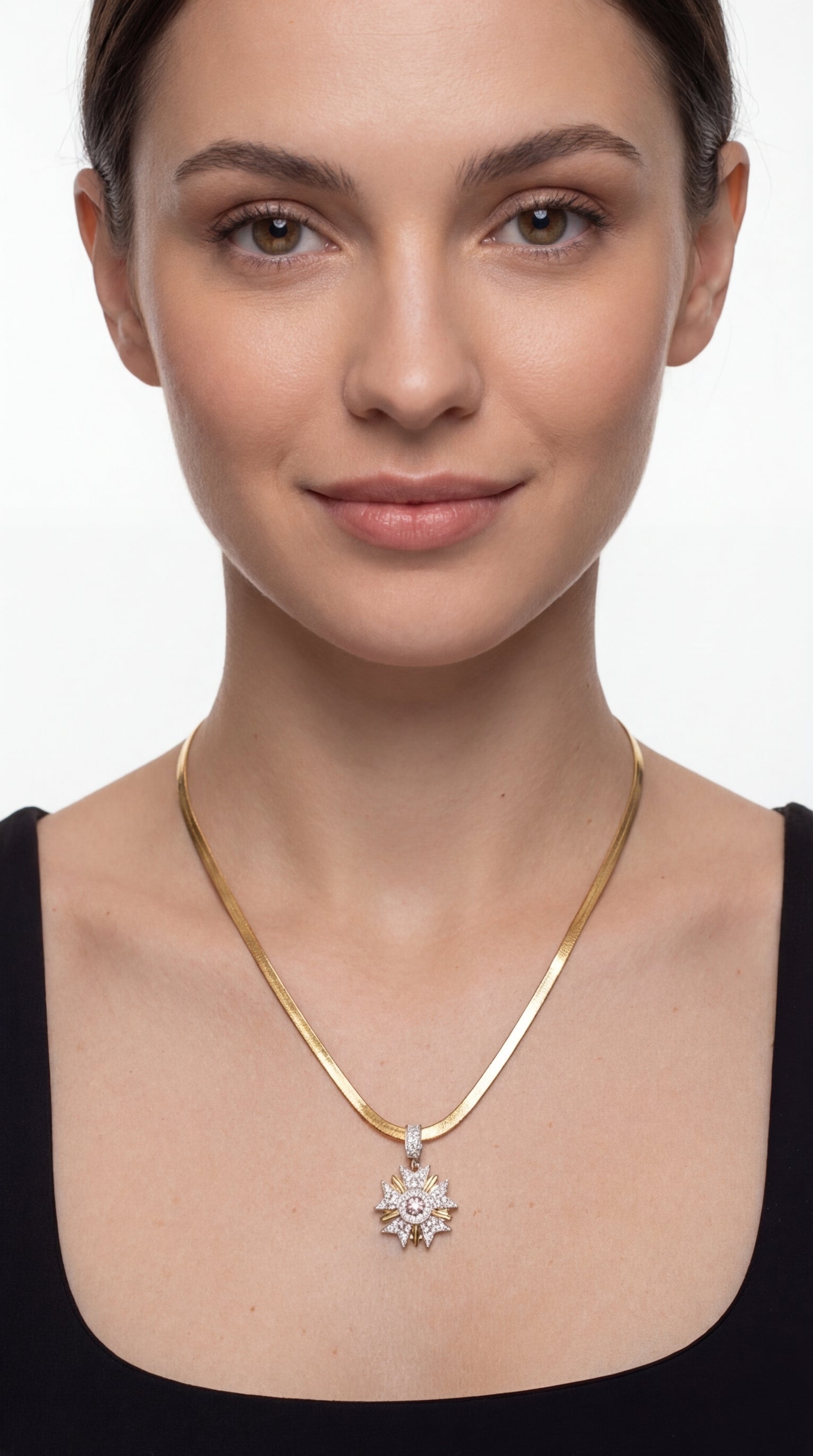 Liora Sunburst Kolye