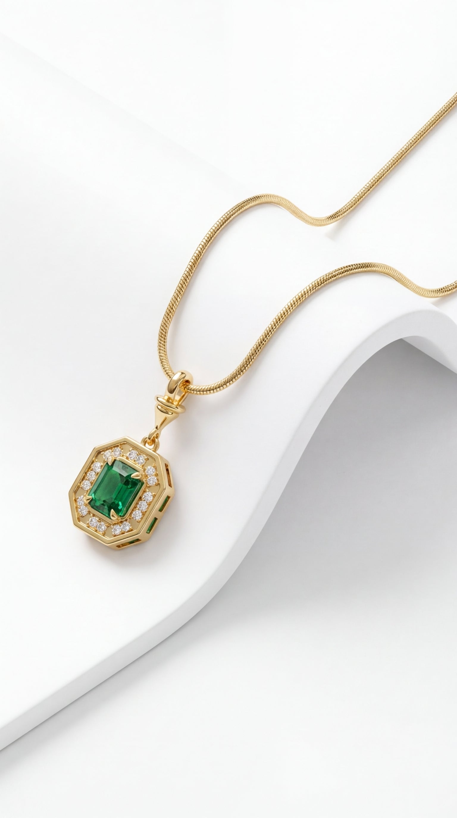 Emerra Classic Kolye