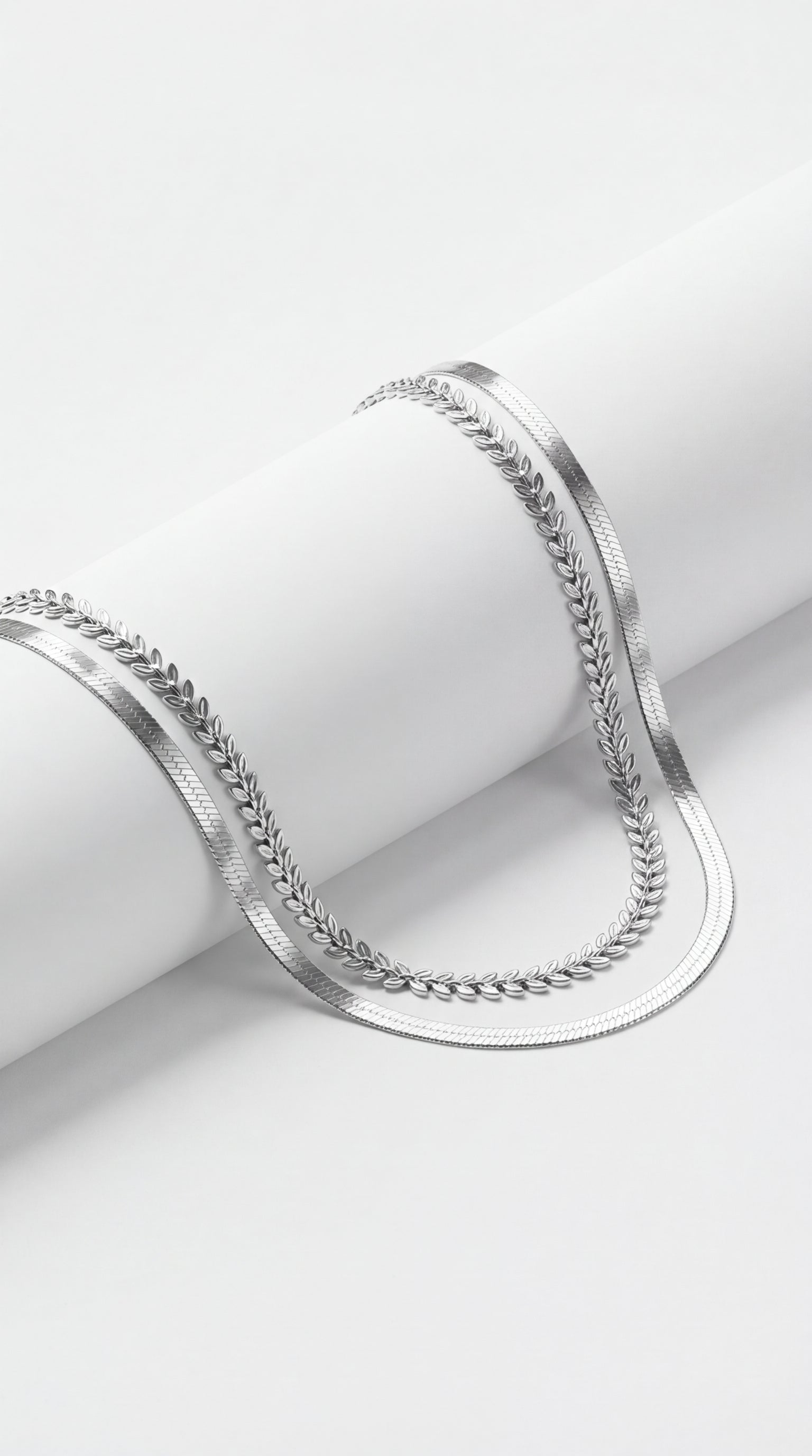 Laurel Link Kolye -Silver Tone