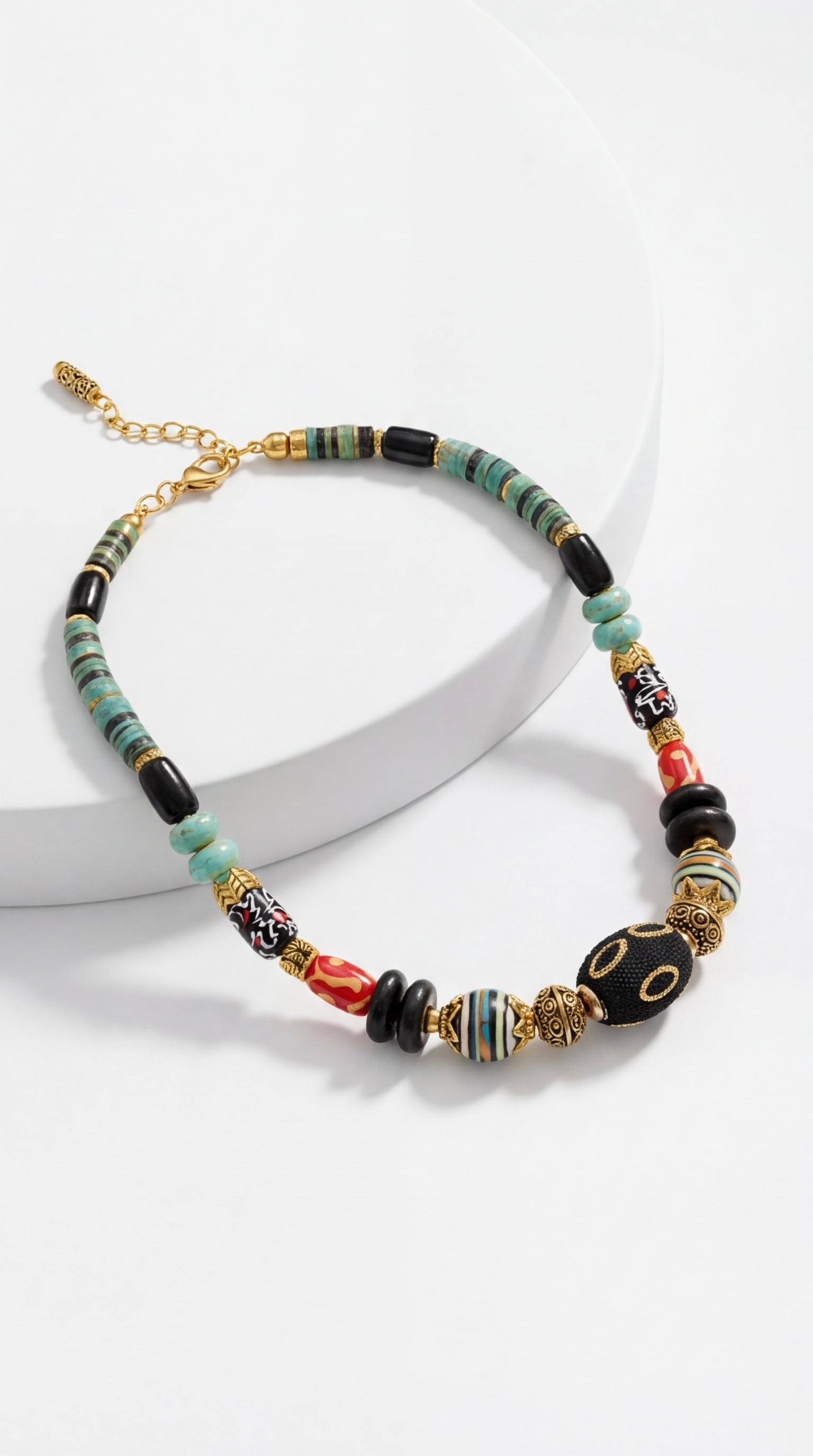 Nomad Obsidian Kolye