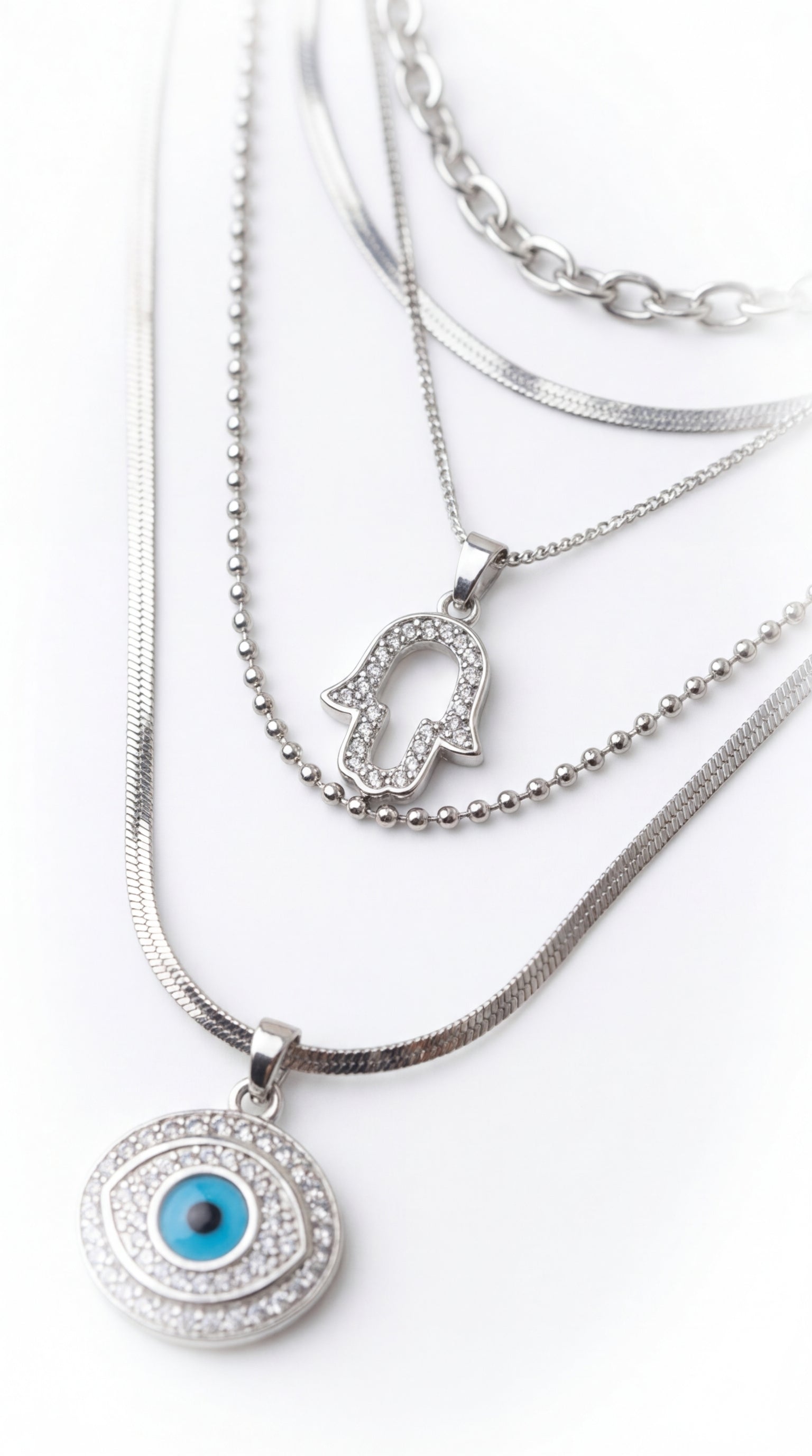 طقم قلادة لونا تشارم