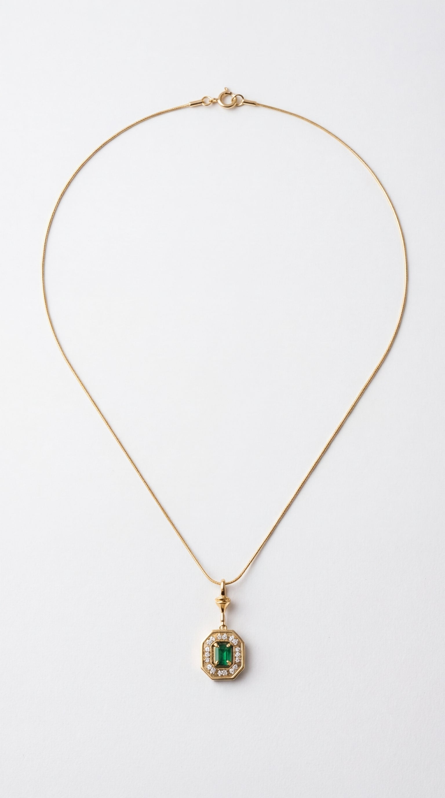 Emerra Classic Kolye