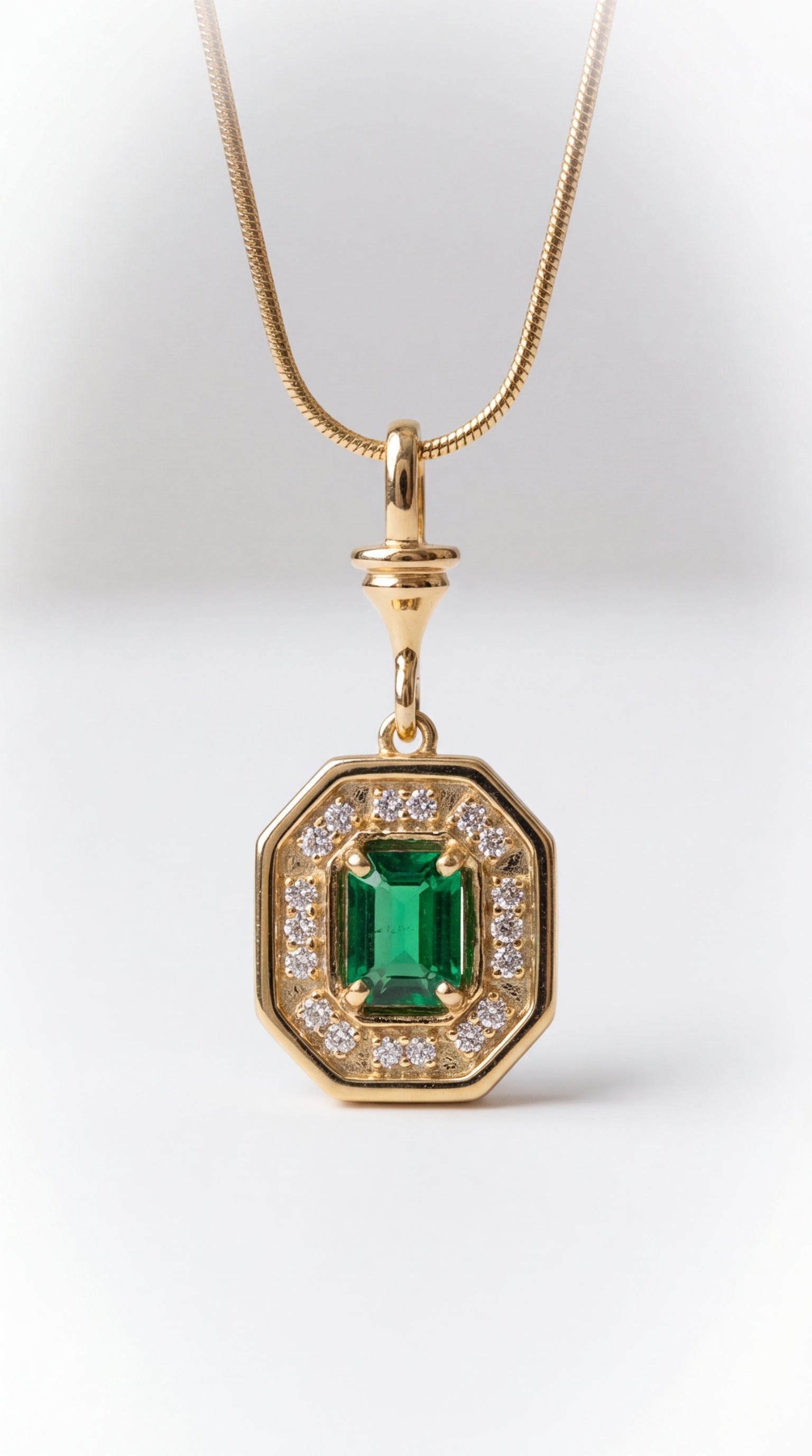 Emerra Classic Kolye