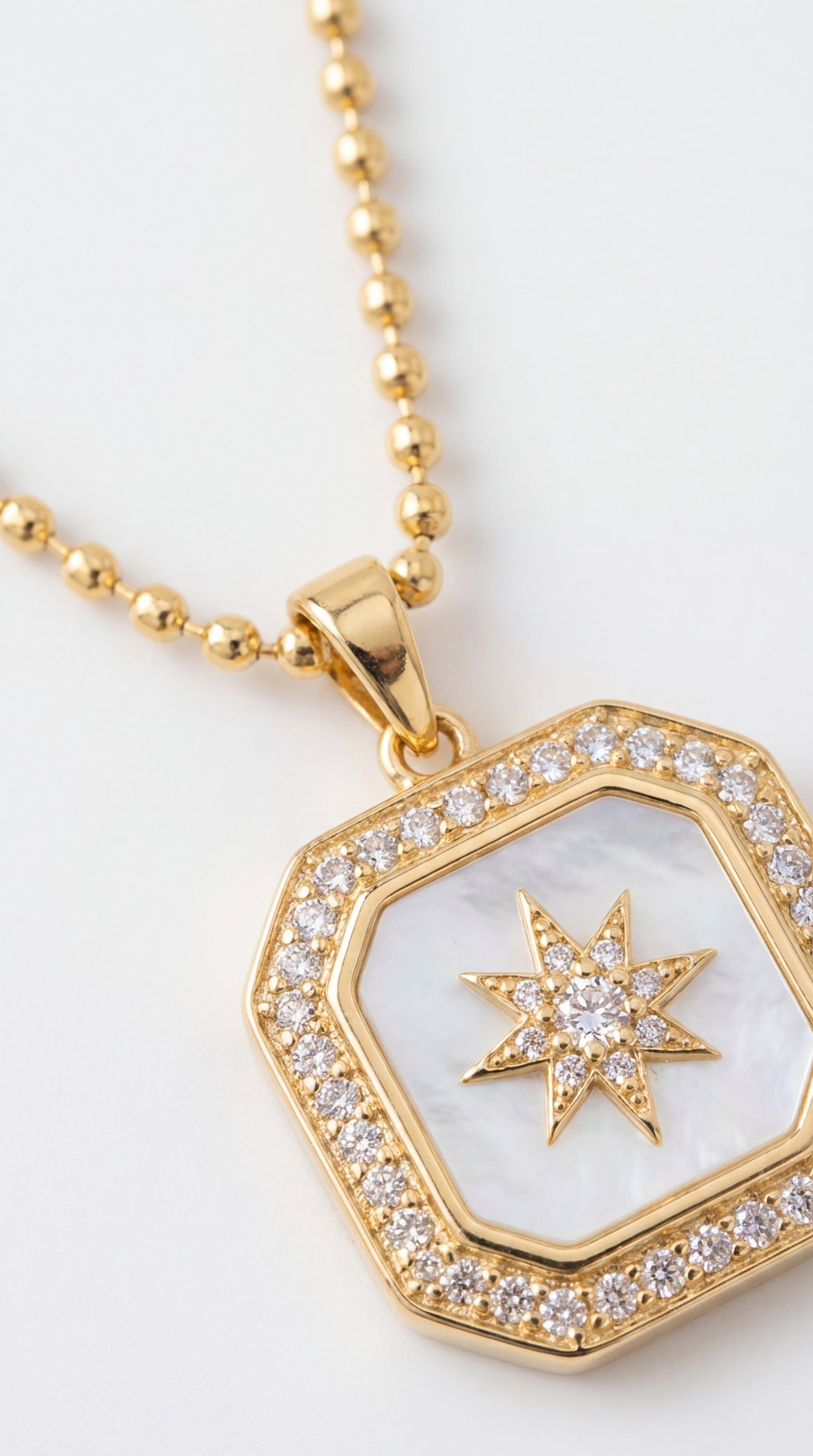 Solaris Medallion Kolye