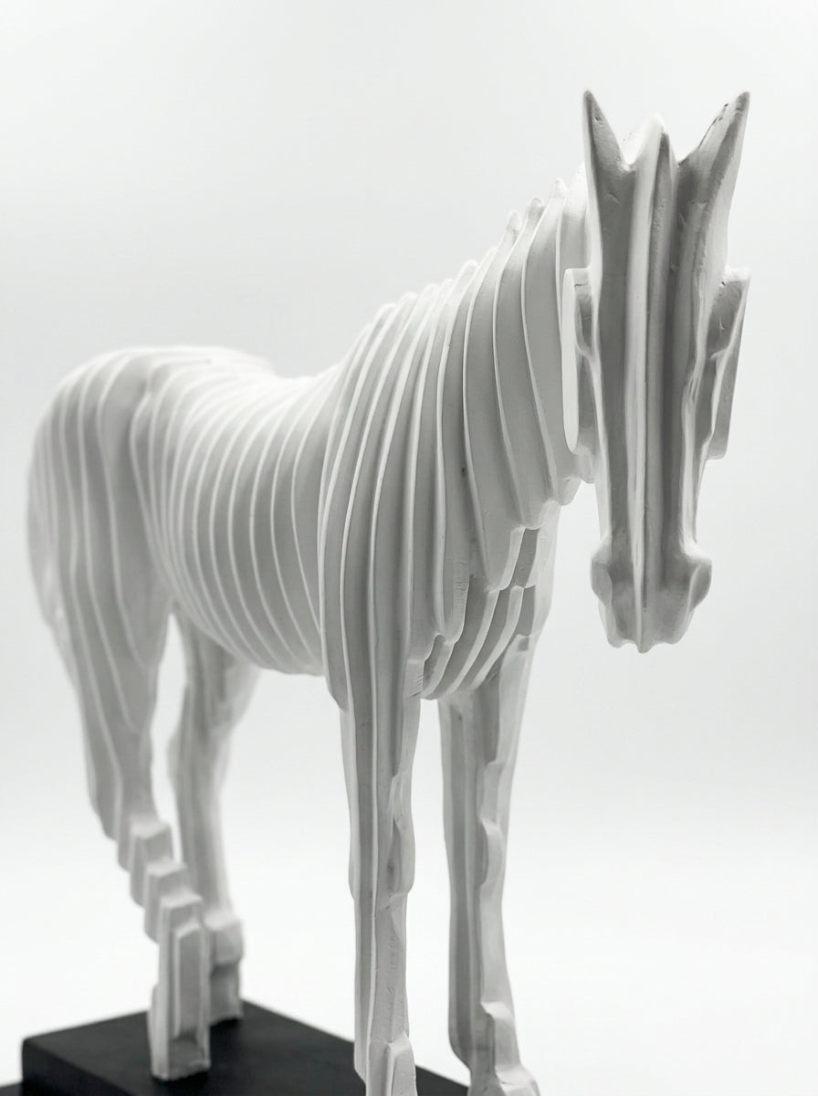 Equus Layers Beyaz At Dekoratif Obje