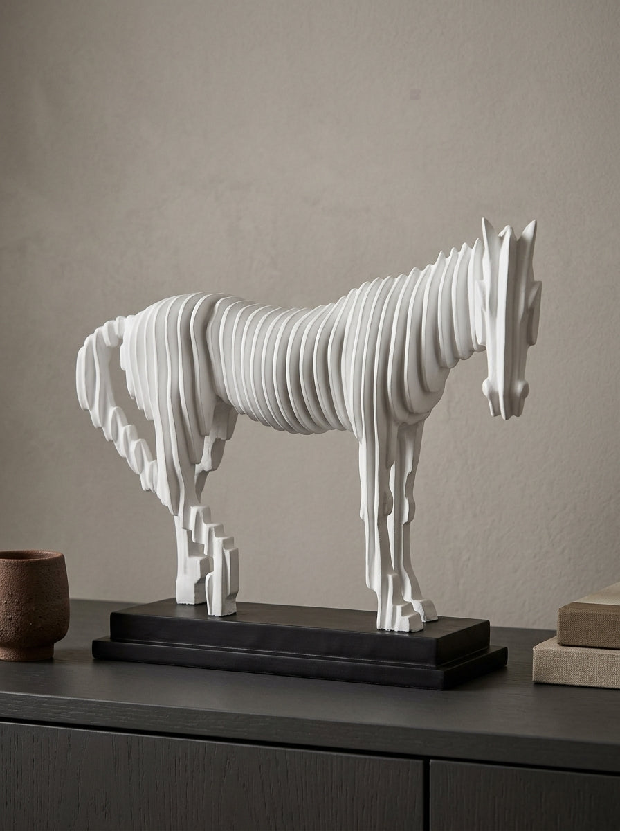Equus Layers Beyaz At Dekoratif Obje