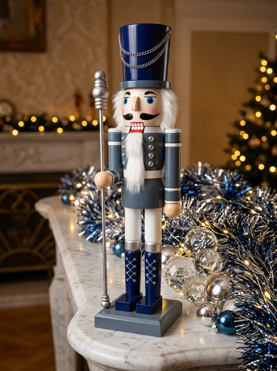 Royal Sentinel Ahşap Fındıkkıran Kurşun Asker - 50 CM