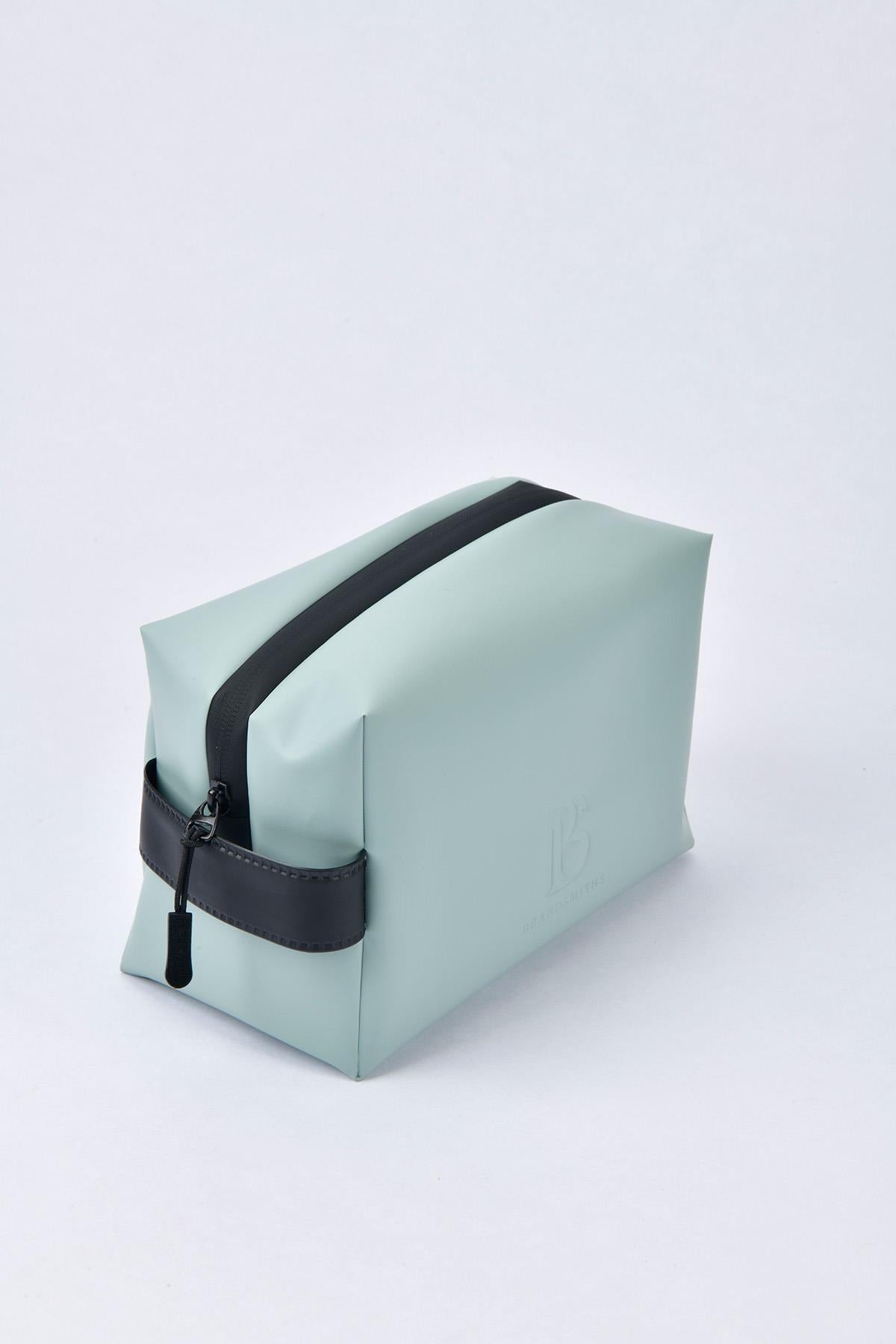 Sage Green Core Grooming Case