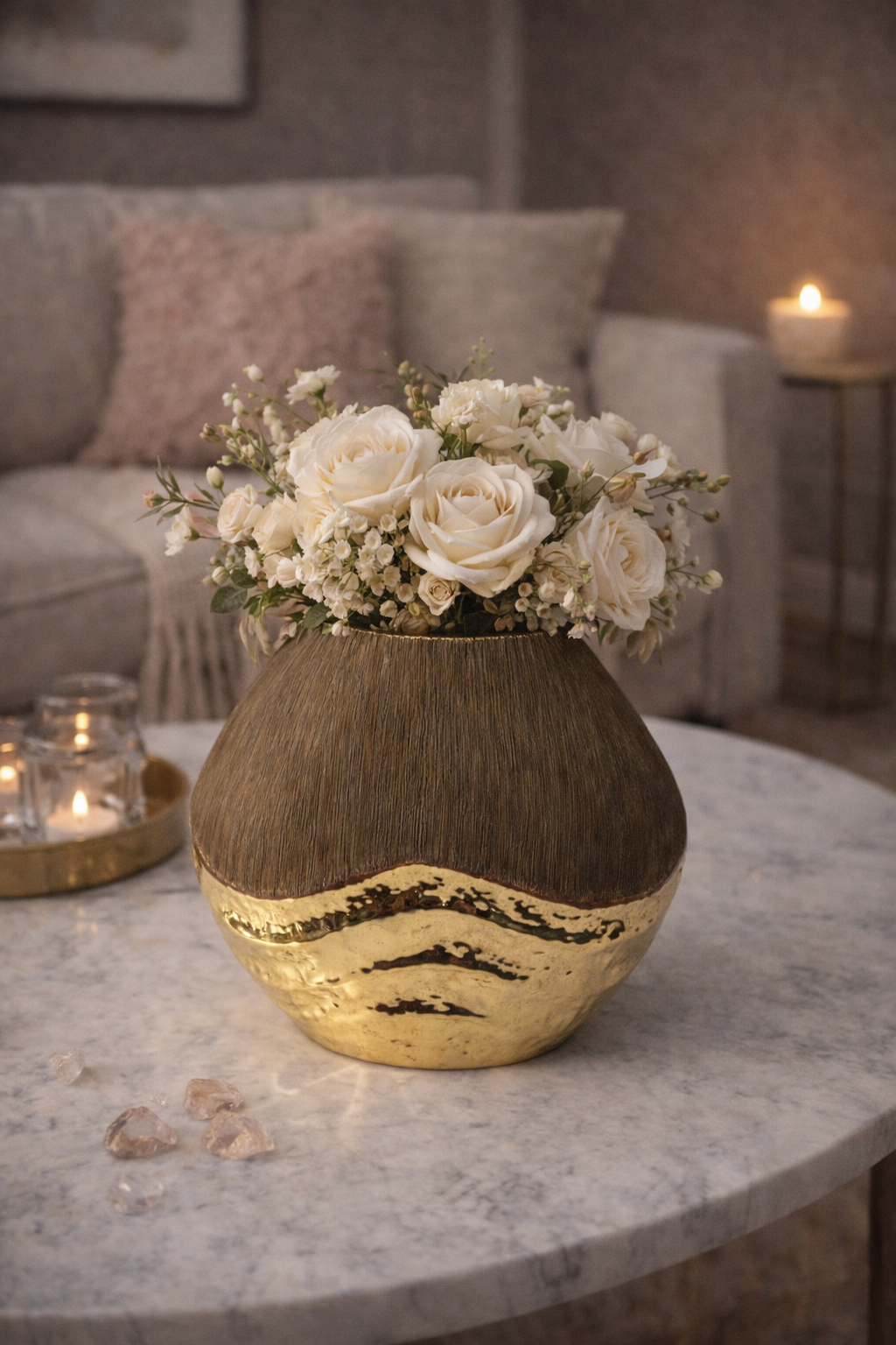 Modern Vase with Gold Detail - Horizontal Form