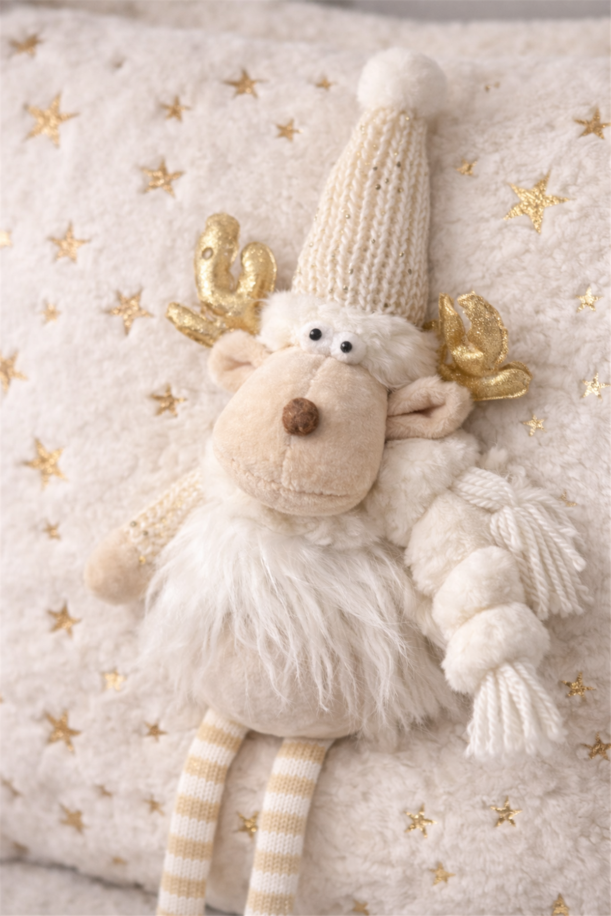 Yıldızlı Figürlü Dekoratif Yastık