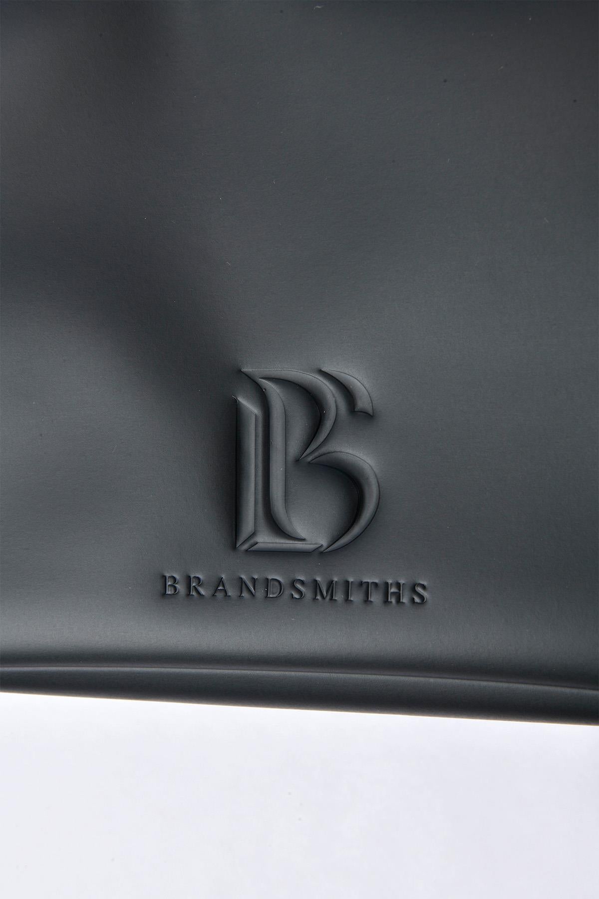 Onyx (Black) Core Grooming Case