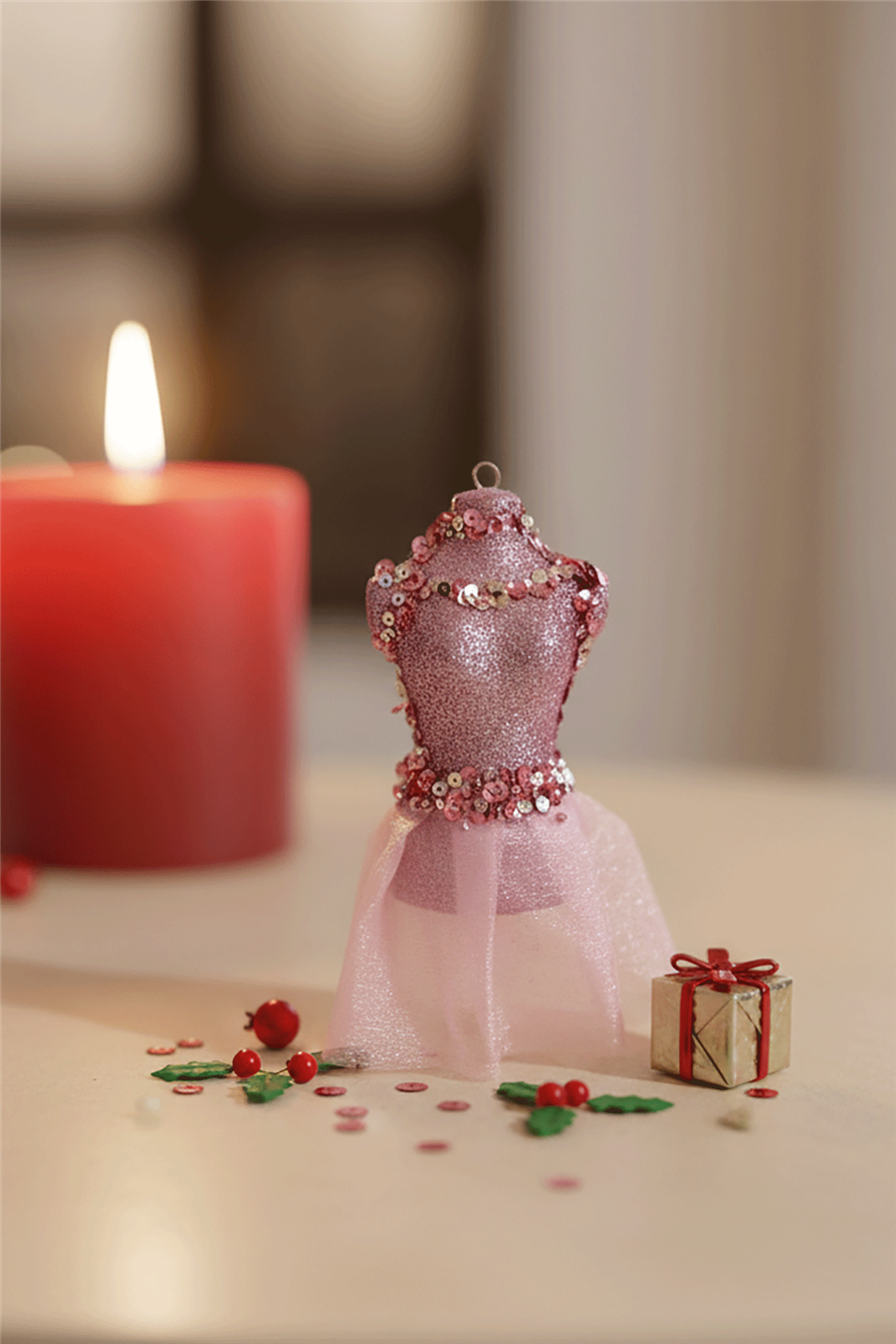 Pembe Simli Elbise Mankeni Yılbaşı Ağaç Süsü