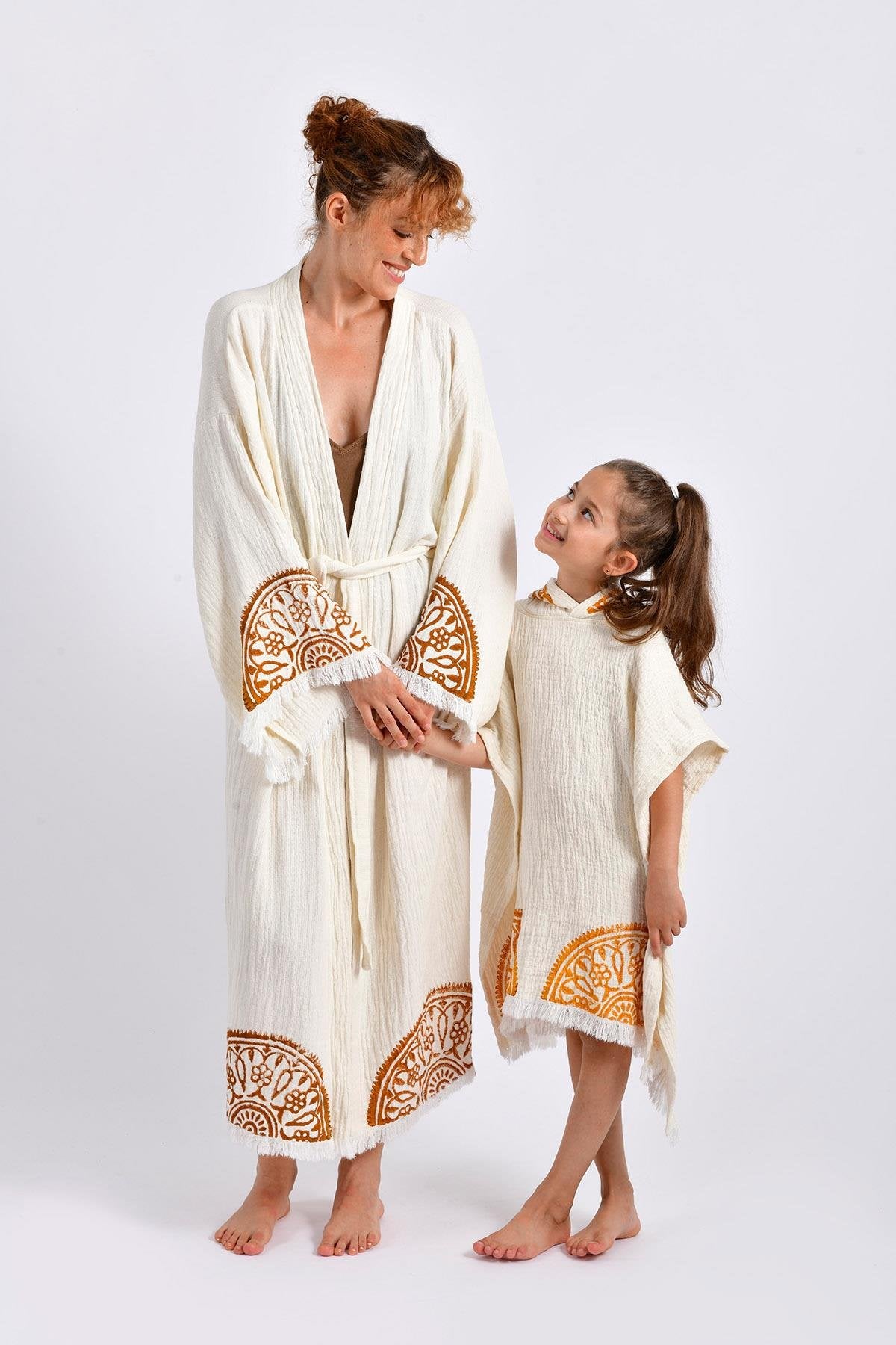 Mandala Eye Mom & Kid Poncho Set