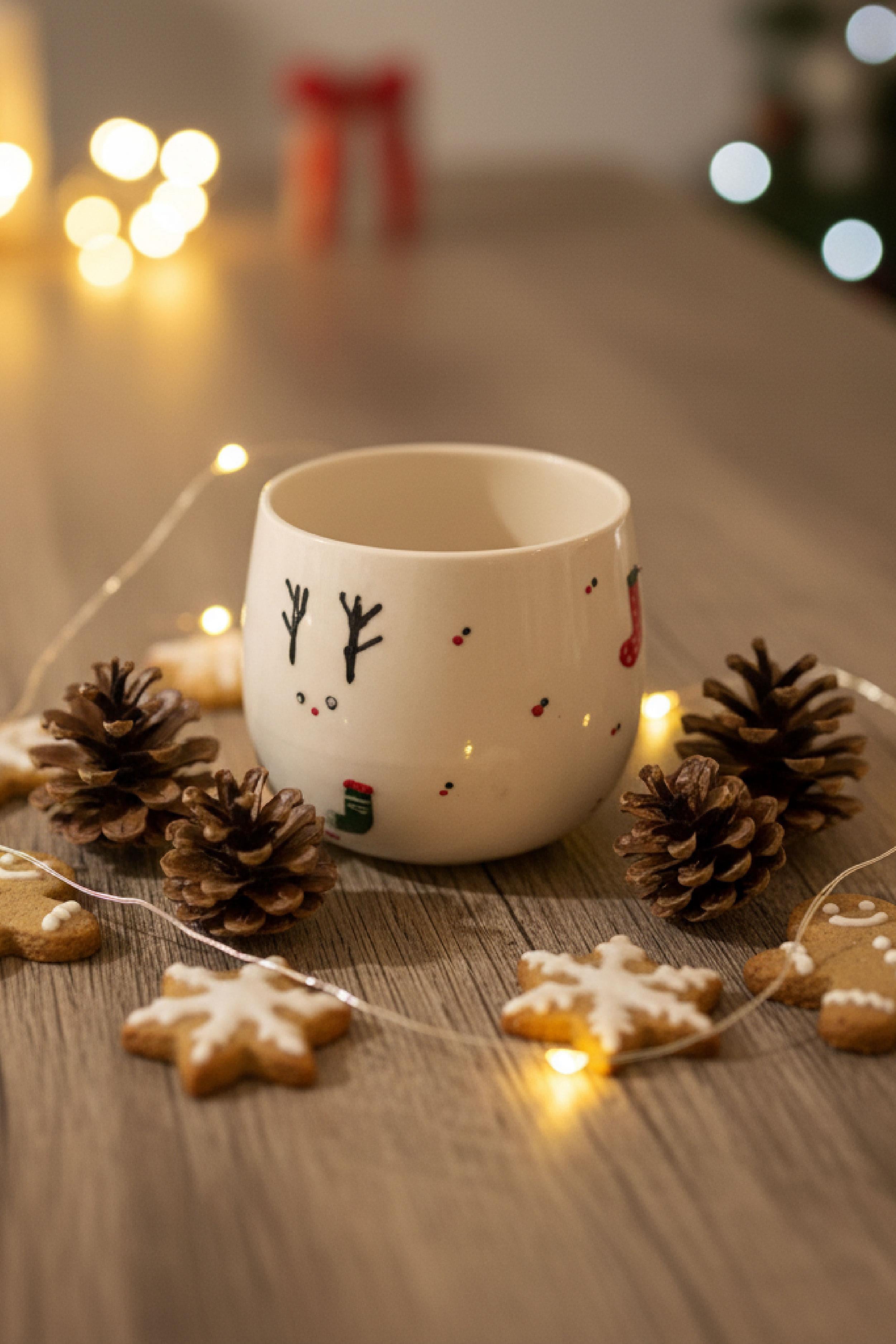 Geyik Desenli Seramik Kupa