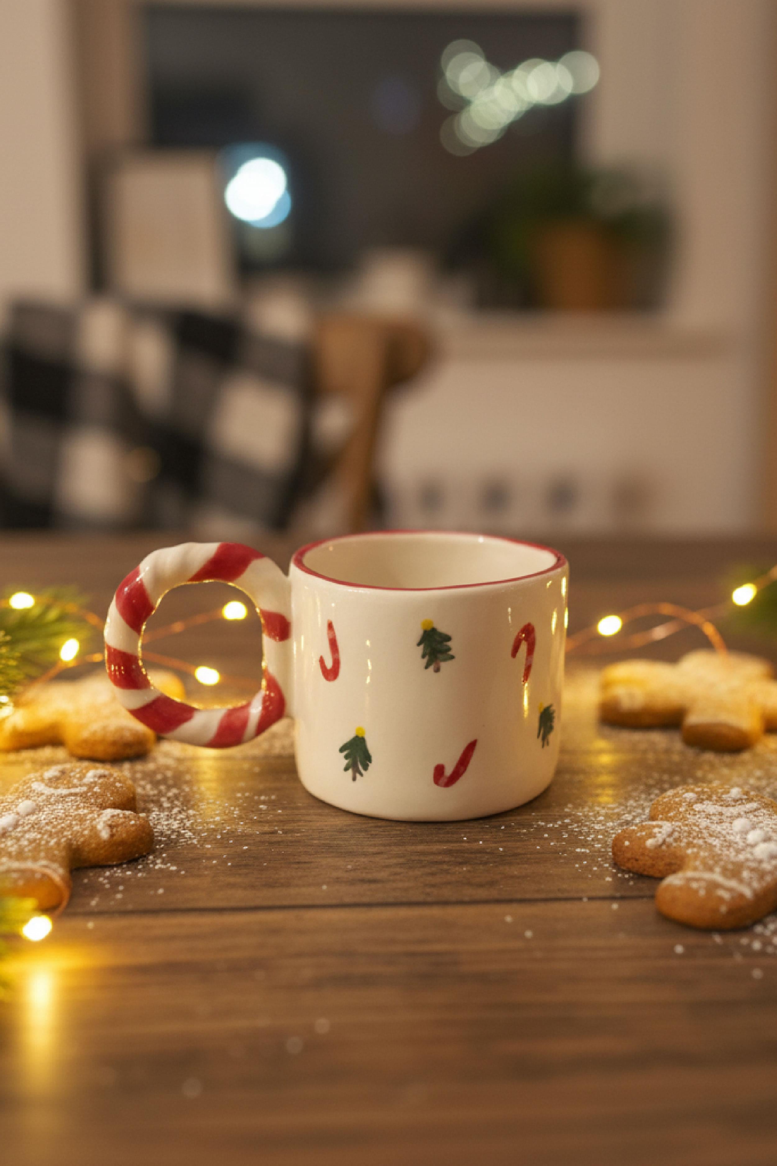 Baston Kulplu Noel Seramik Kupa