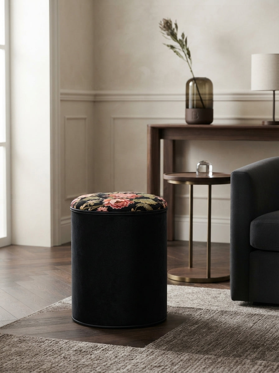 Noirea Black Dekoratif Puf