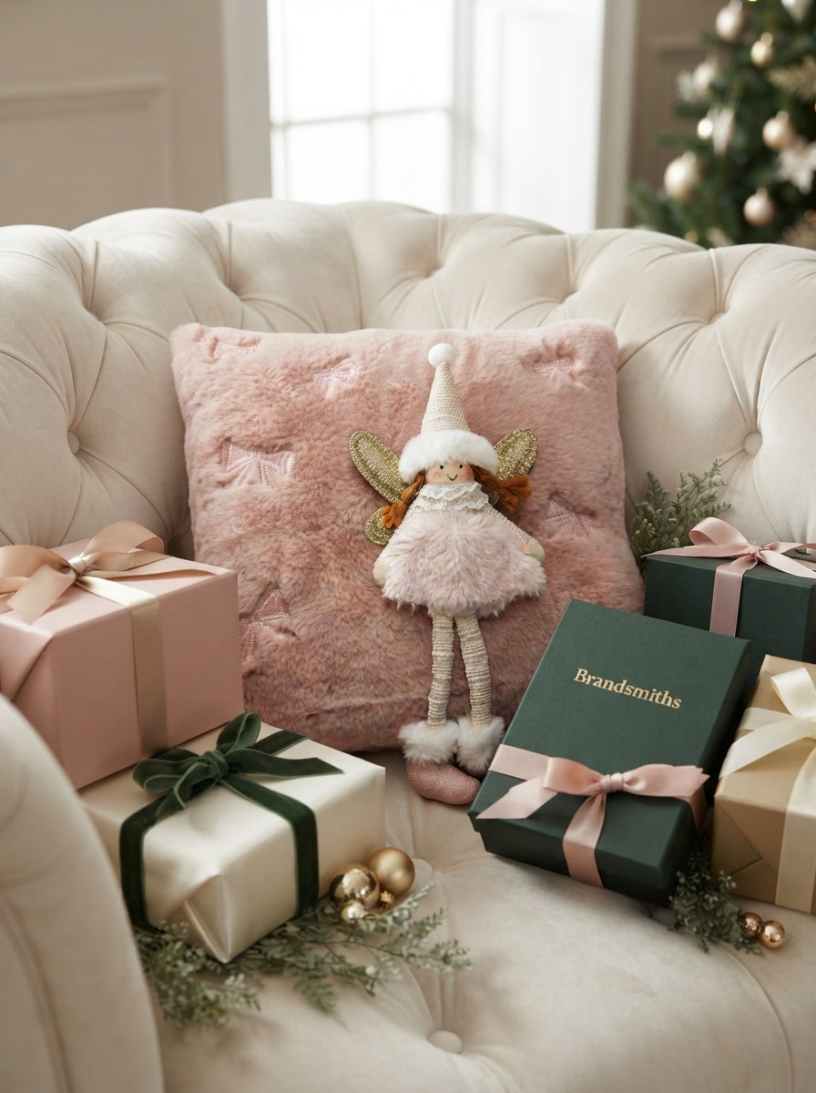 Blush Angel Dekoratif Yılbaşı Yastığı 35 x 35 CM