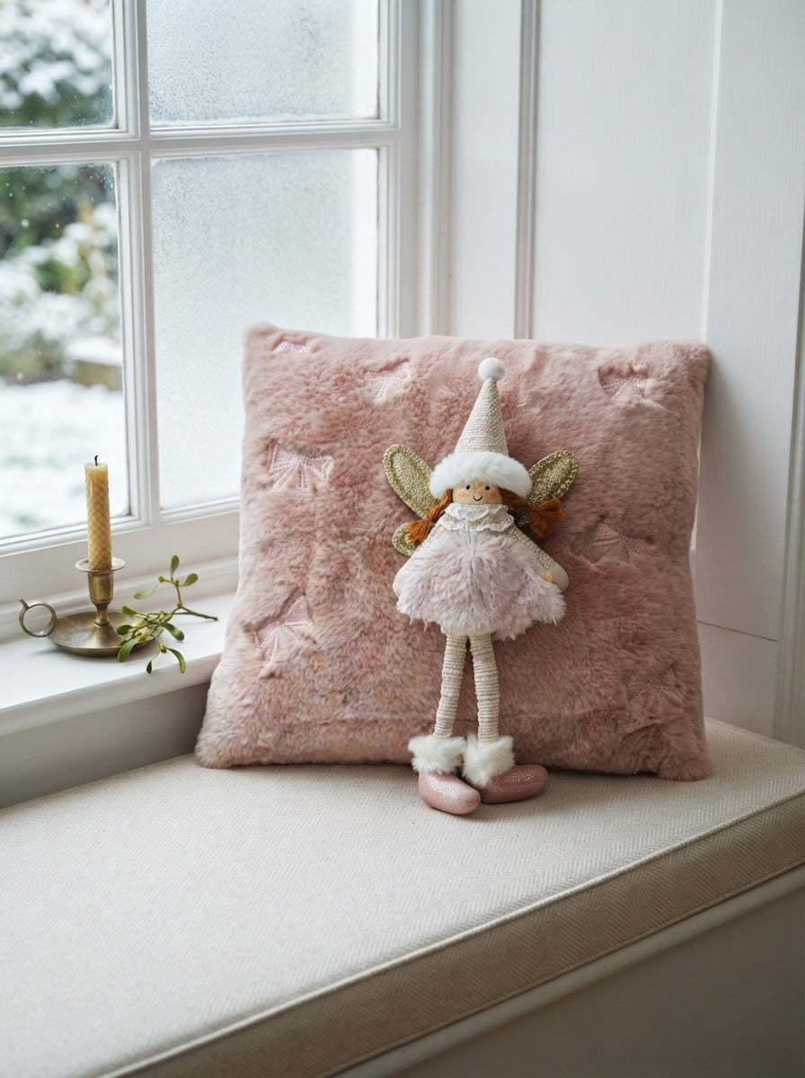 Blush Angel Dekoratif Yılbaşı Yastığı 35 x 35 CM