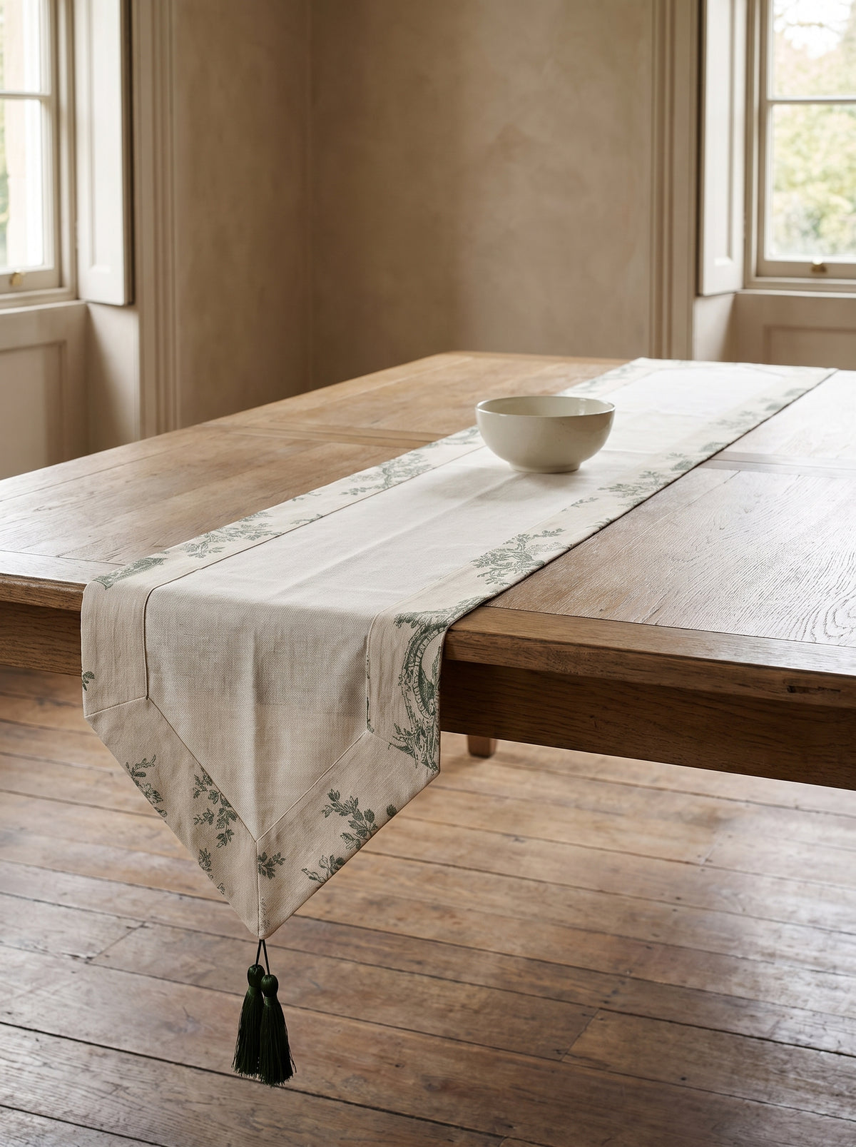 Toilea Verde Panel Runner