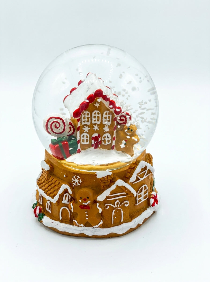Gingerbread Ev Figürlü Yılbaşı Kar Küresi