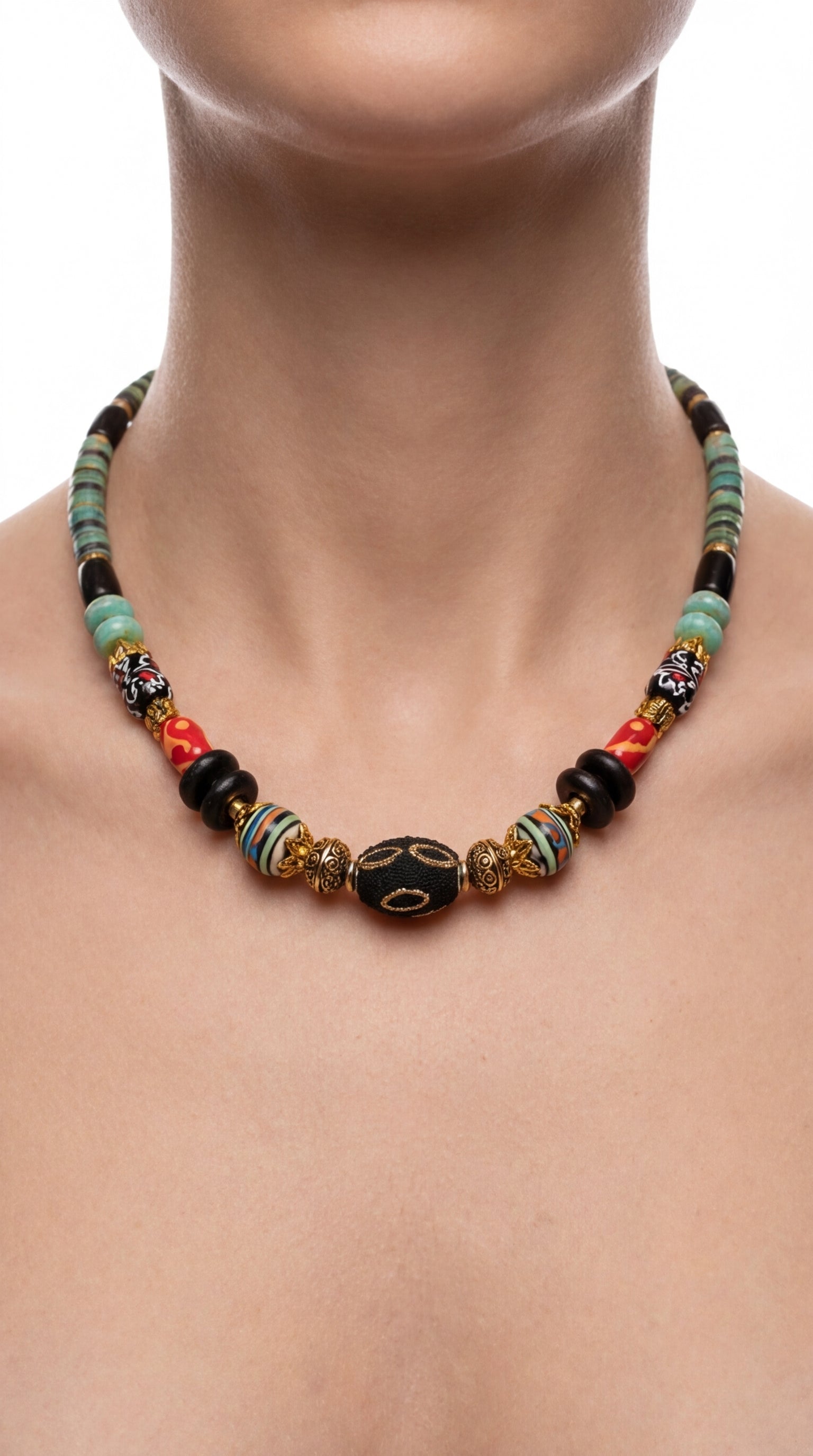 Nomad Obsidian Kolye