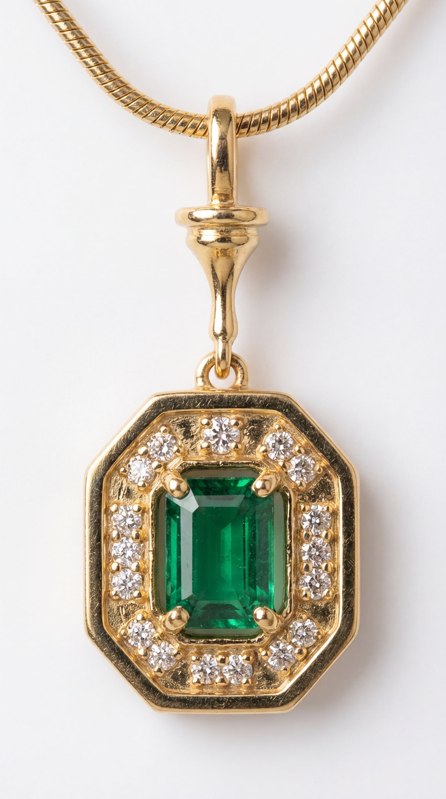 Emerra Classic Kolye