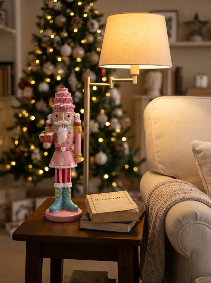 Pink Candy Nutcracker Dekoratif Fındıkkıran Figür - 18 CM