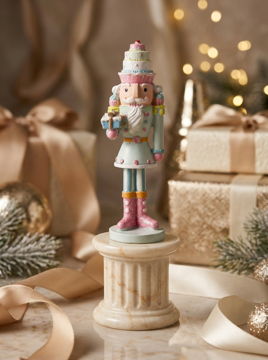 Pastel Christmas Asker Figürü - 18 CM