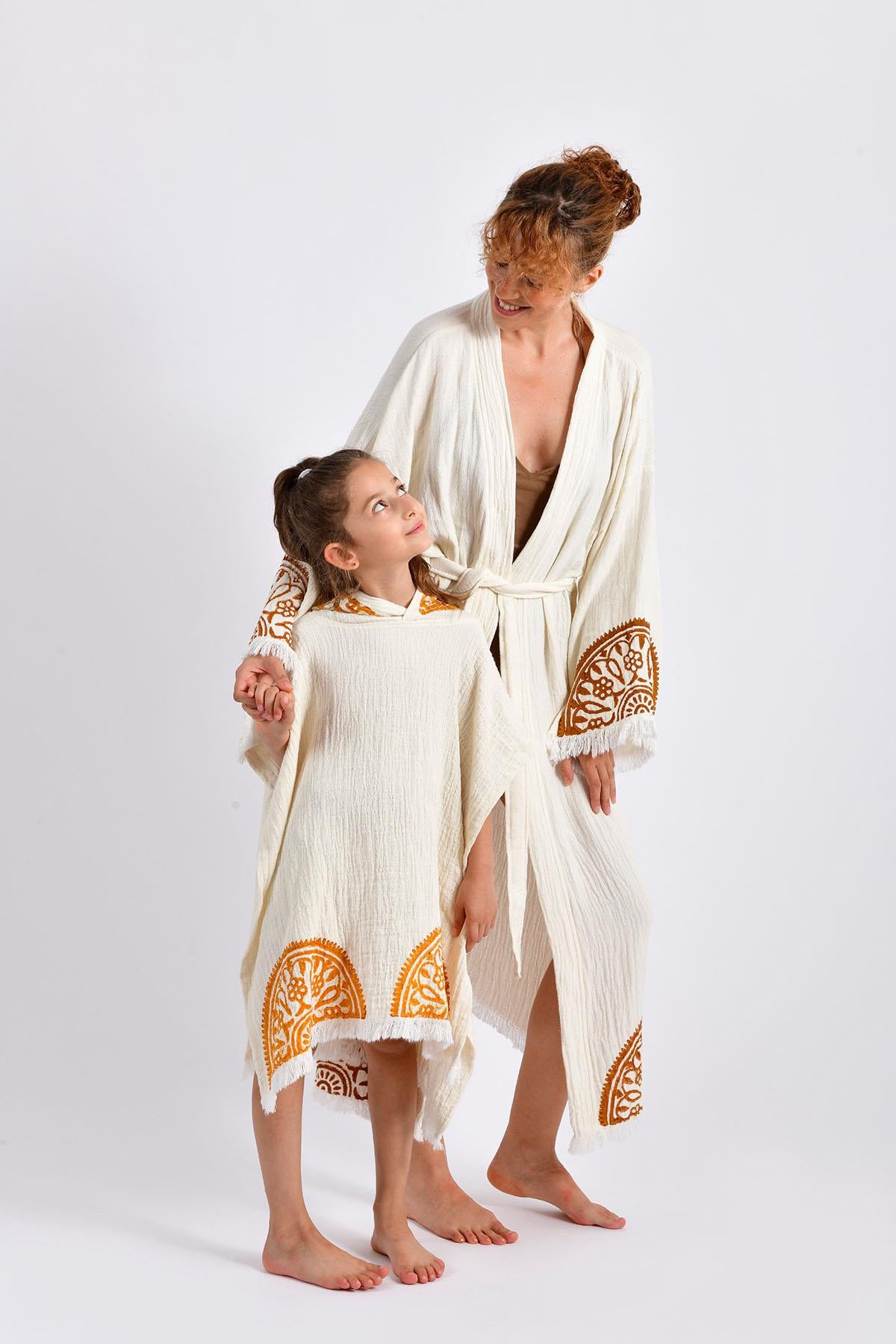 Mandala Eye Mom & Kid Poncho Set