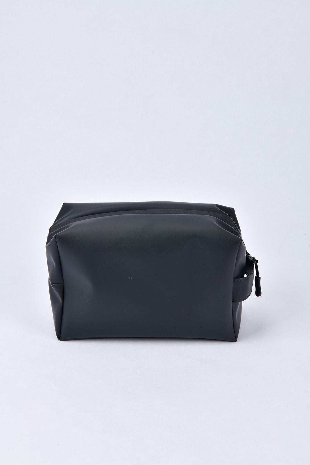 Onyx (Black) Core Grooming Case
