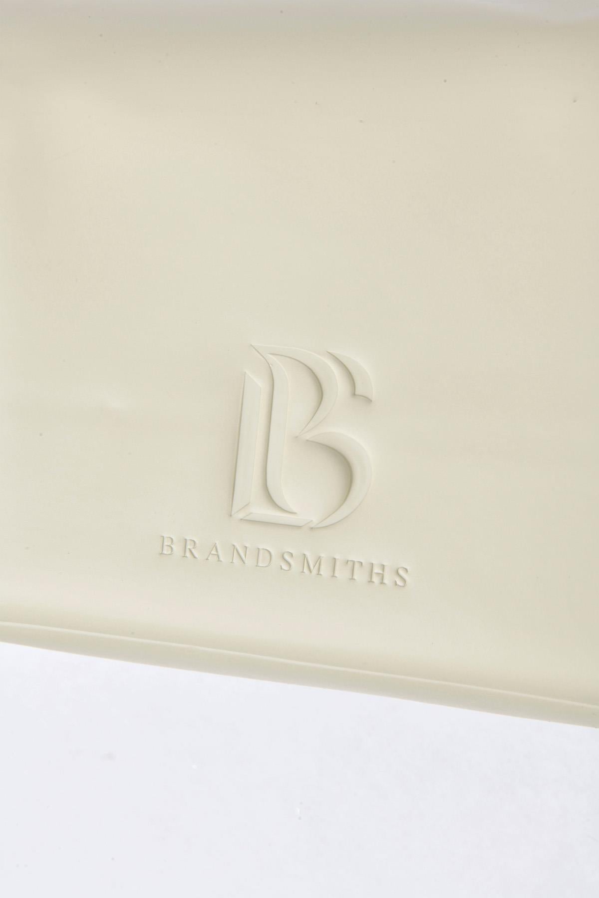 Sand (Sand Beige) Core Grooming Case