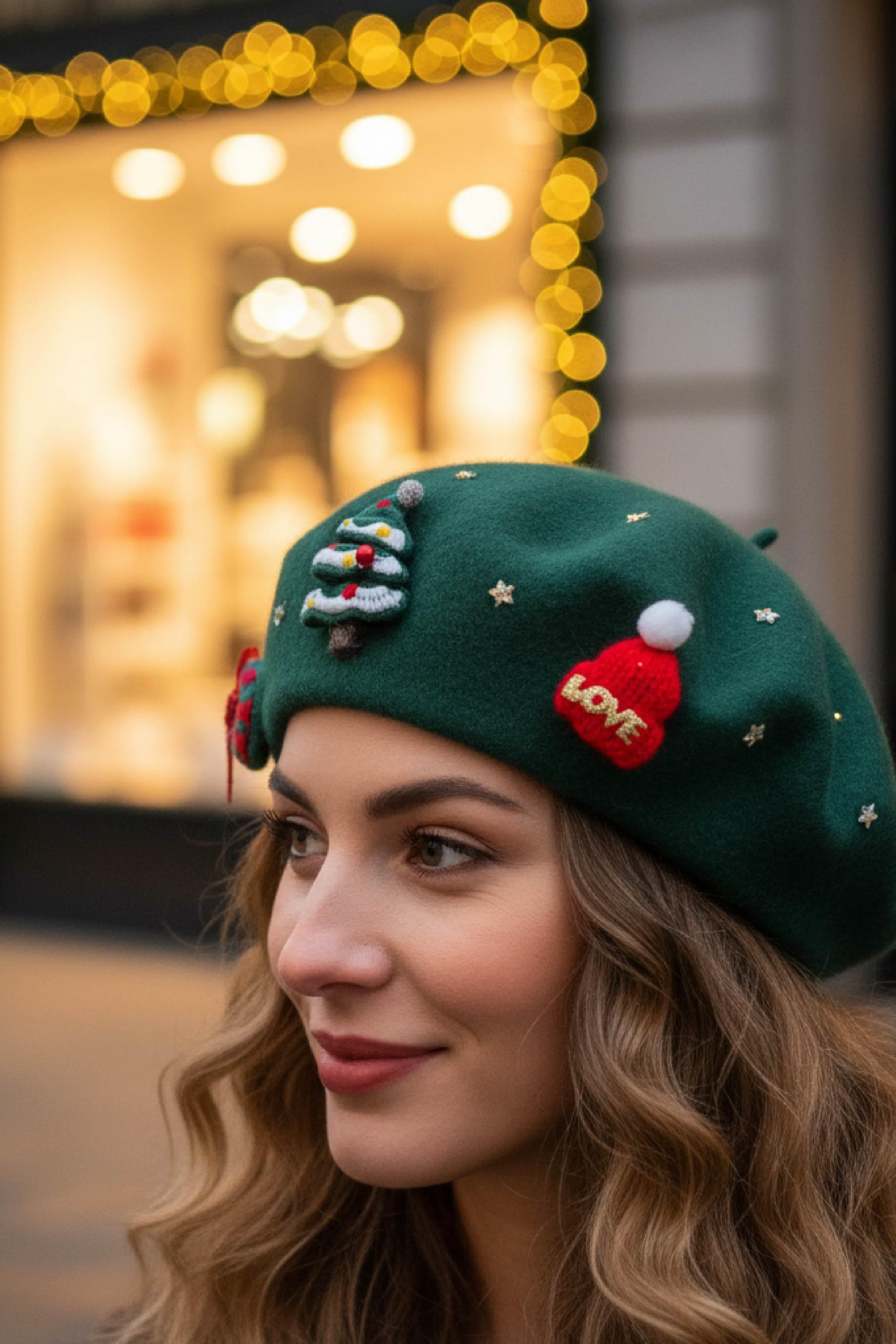 Yeşil Yılbaşı Temalı Bere