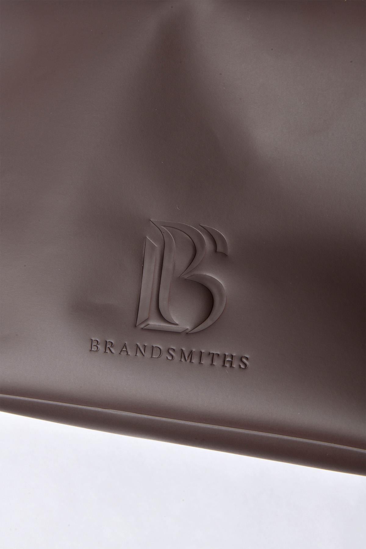 Mocha (Coffee) Core Grooming Case