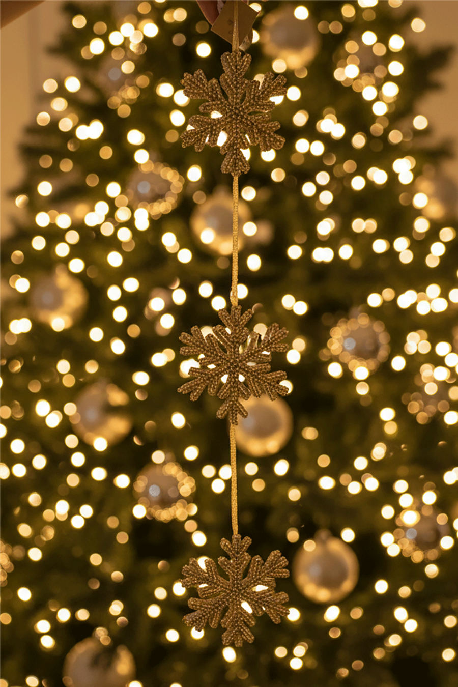 Golden Snowflake Chain Tree Ornament