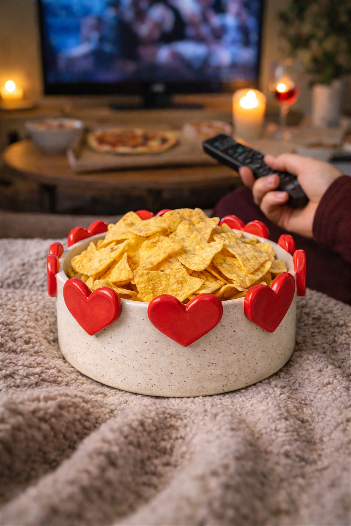 وعاء سيراميك يدوي - بنقش قلب